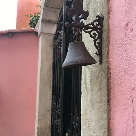 Apartment Alfama Dream *
